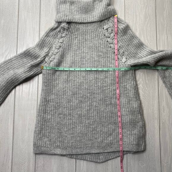 Moth Anthropologie Women's Gray Turtleneck Knit Sweater Size Small - Picture 5 of 8